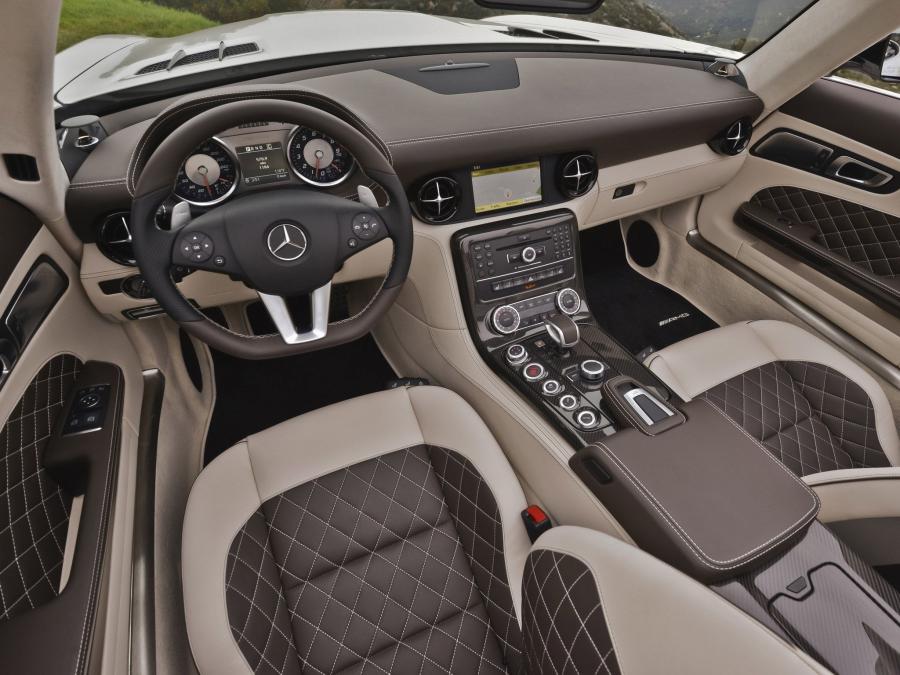 Торпедо Mercedes-Benz SLS AMG GT Roadster (R197) 2012 года  (NA) (фото 27 из 54)